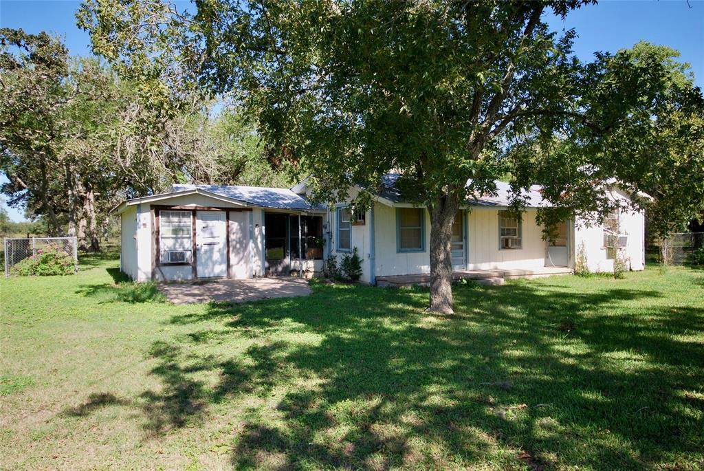 1026 Davis Avenue - Photo 1