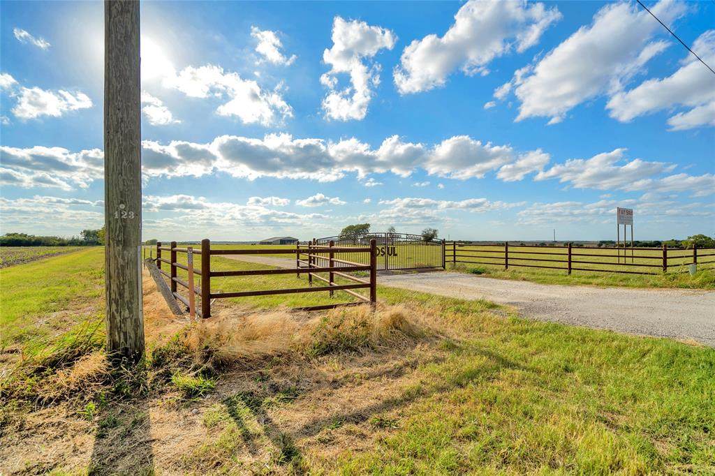 0 I-35 Serv Rd - Photo 1