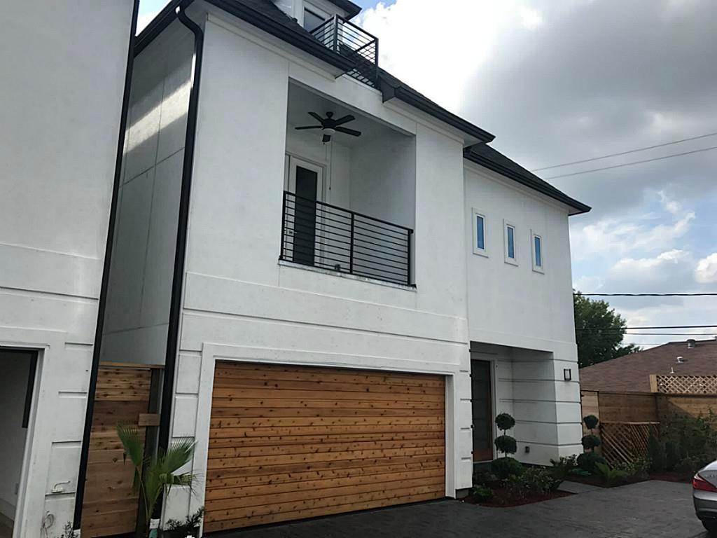 4728 Merwin - Photo 1