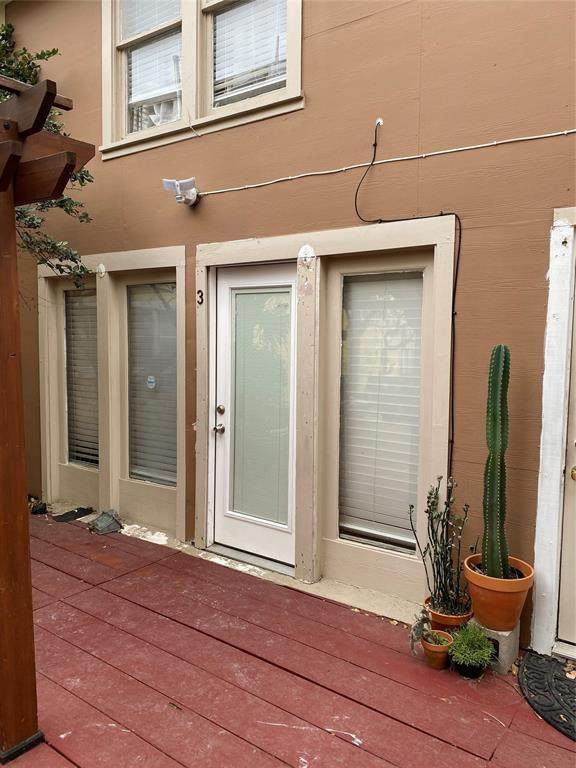 2606 Stanford Street - Photo 1