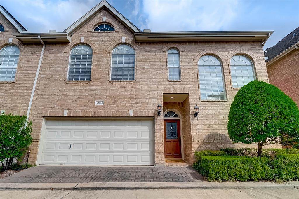 2830 Briarhurst Park - Photo 1