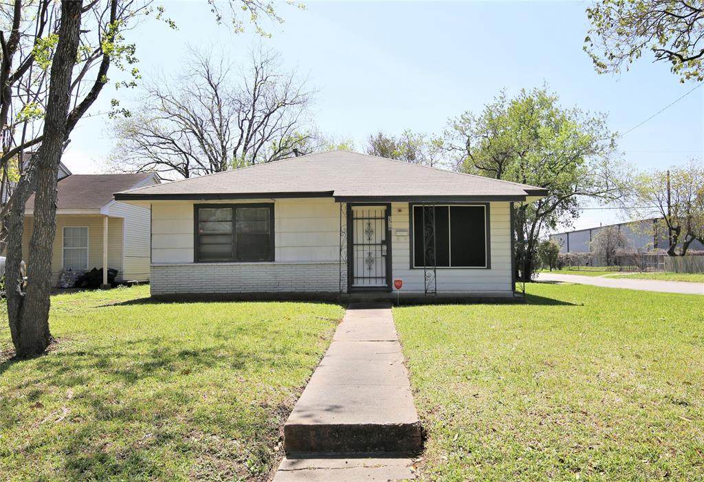 2510 2nd - Photo 1