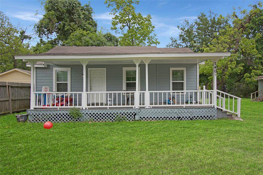 740 1/2 Rittenhouse Road - Photo 1