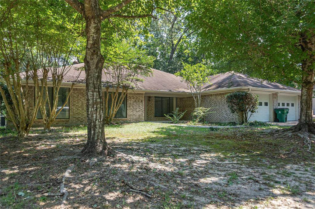 212 Lakewood - Photo 1
