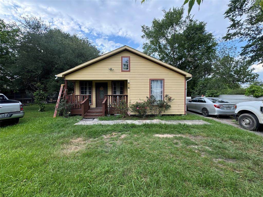 8309 Green River Drive - Photo 1