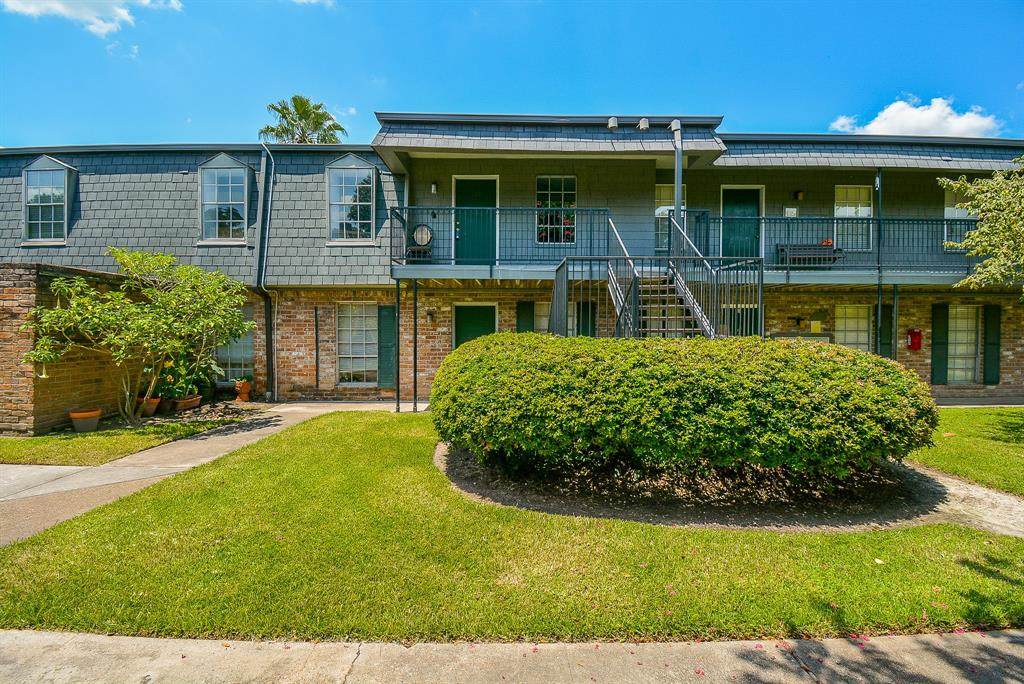 8947 Gaylord Drive - Photo 1
