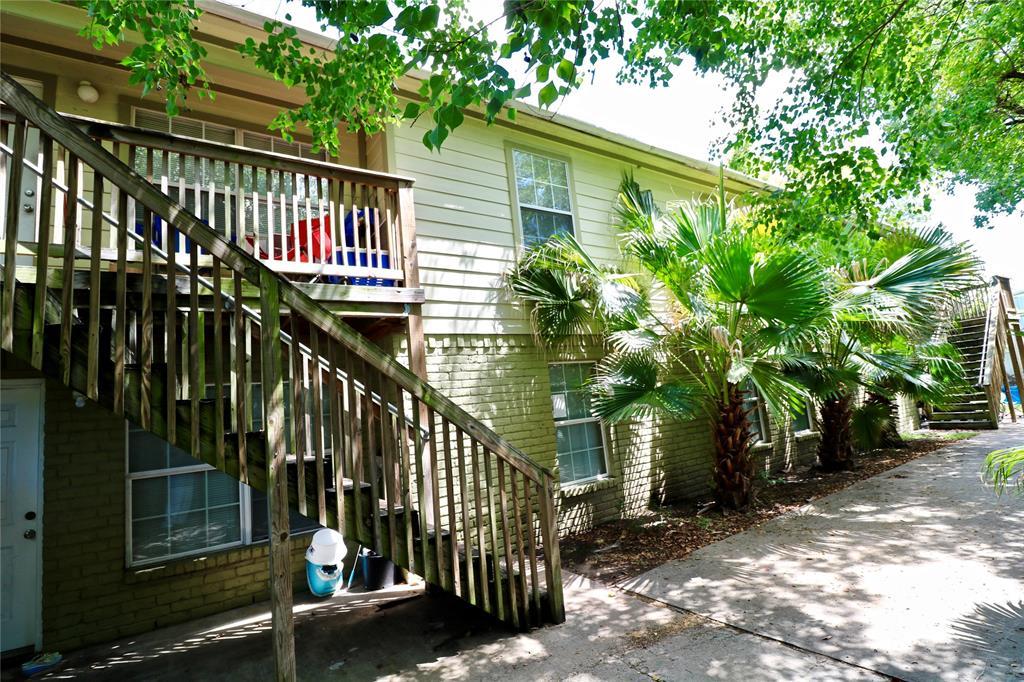 10235 Algiers Road - Photo 1