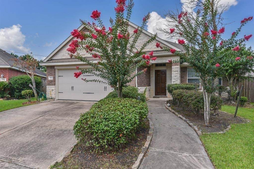 9018 Chicory Star Lane - Photo 1
