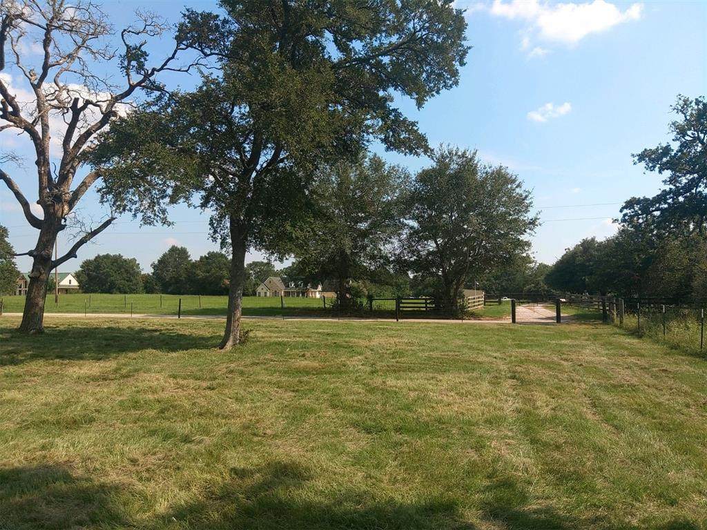 000 Qualls Road - Photo 1