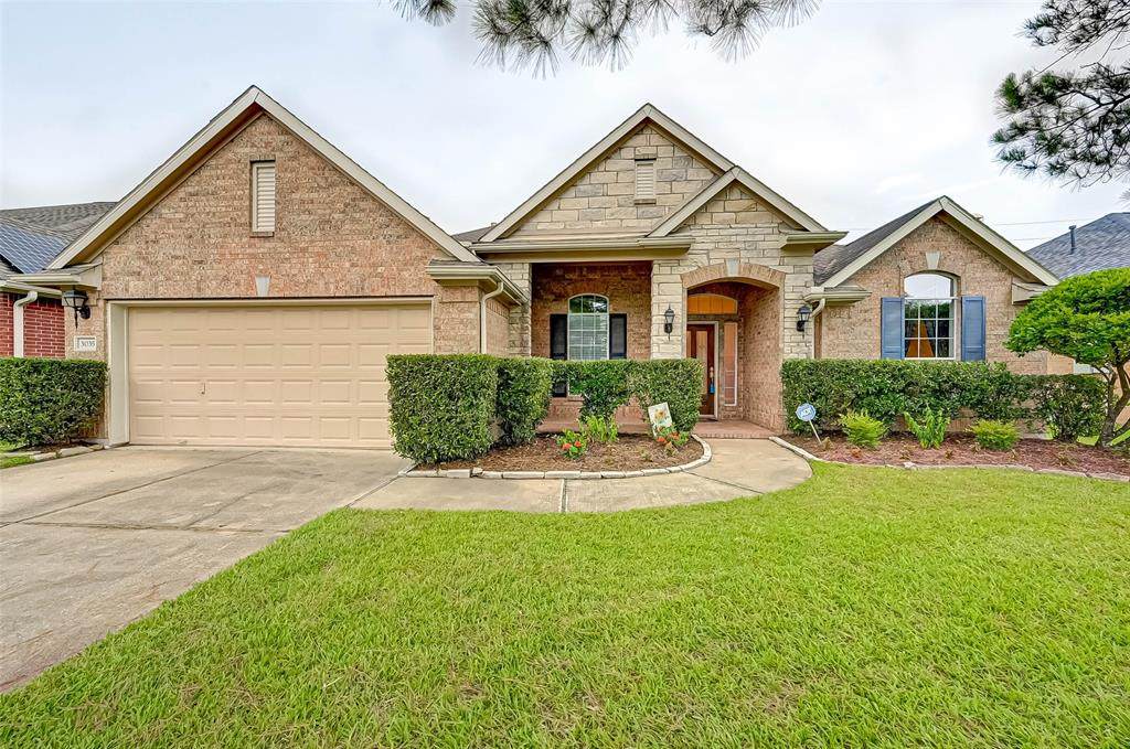 3035 Fallbrook Drive - Photo 1