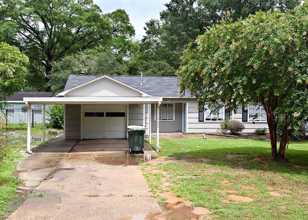 255 Central Caldwood Drive - Photo 1