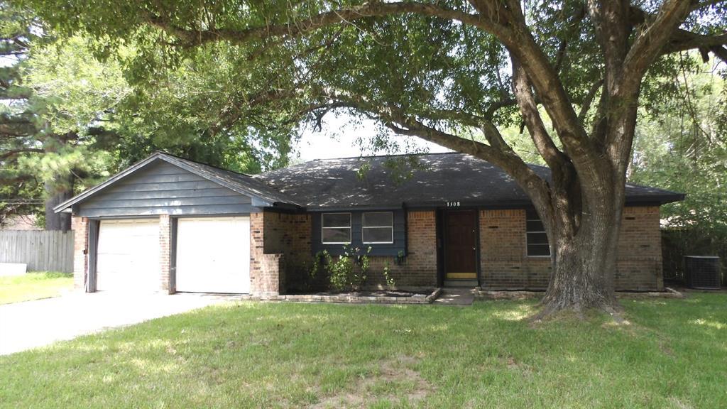 1308 Sherwood Street - Photo 1