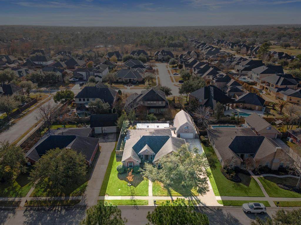 802 Piney Ridge Drive - Photo 1