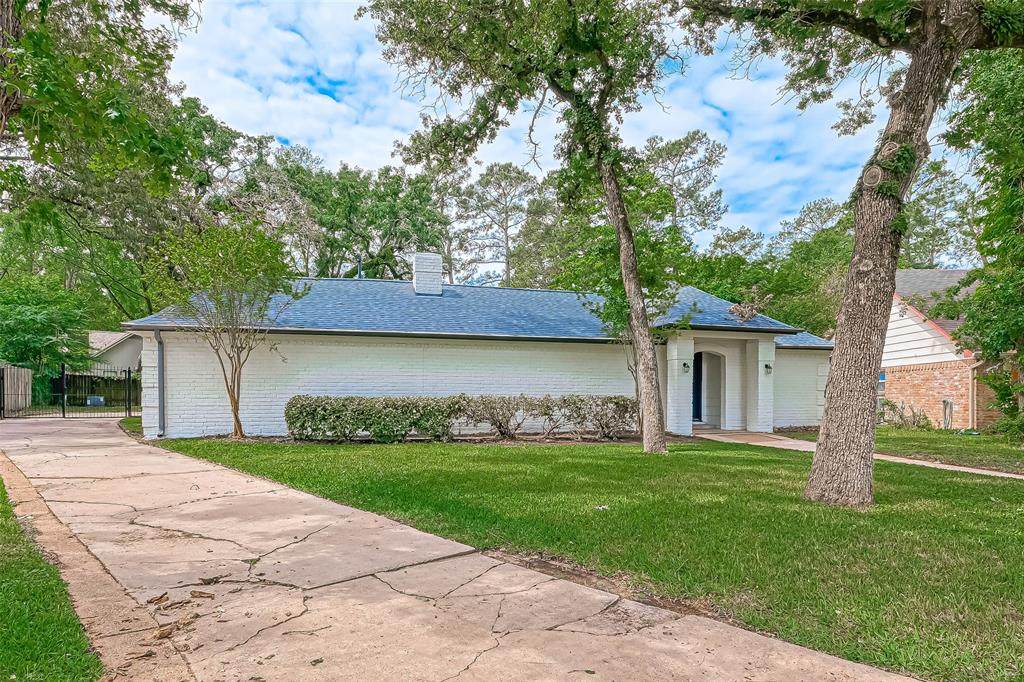 8107 Durklyn Lane - Photo 1
