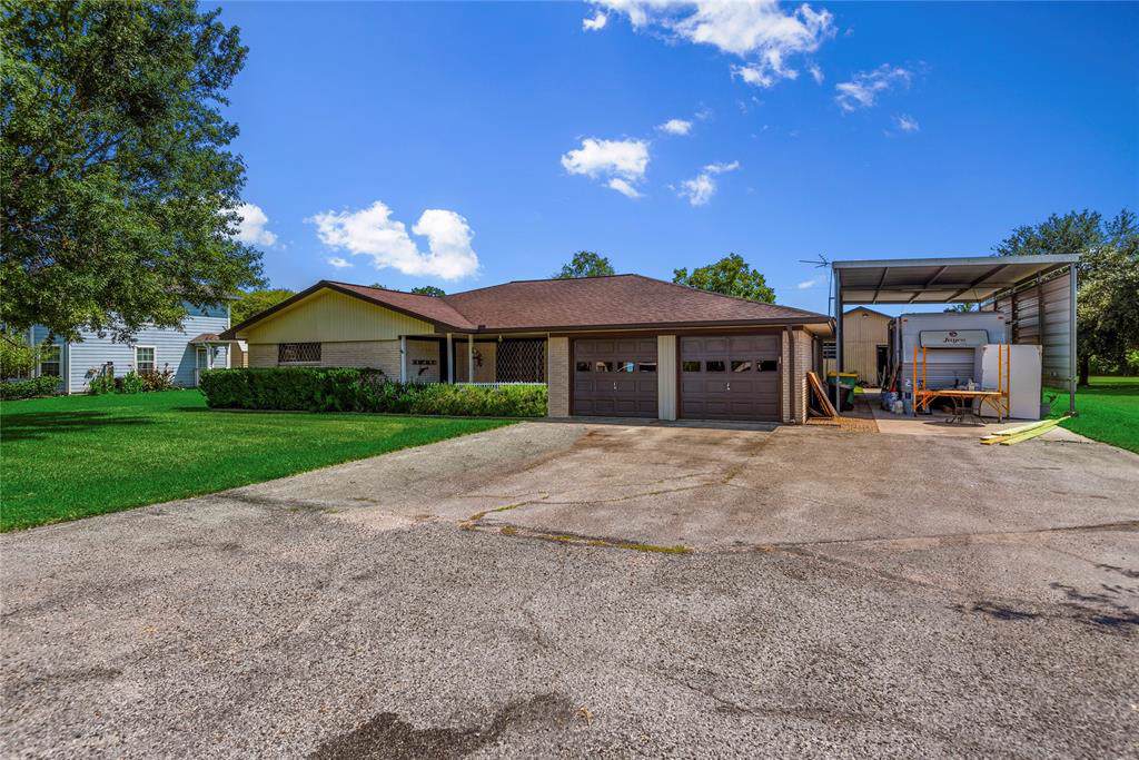 1540 Sterling Drive - Photo 1