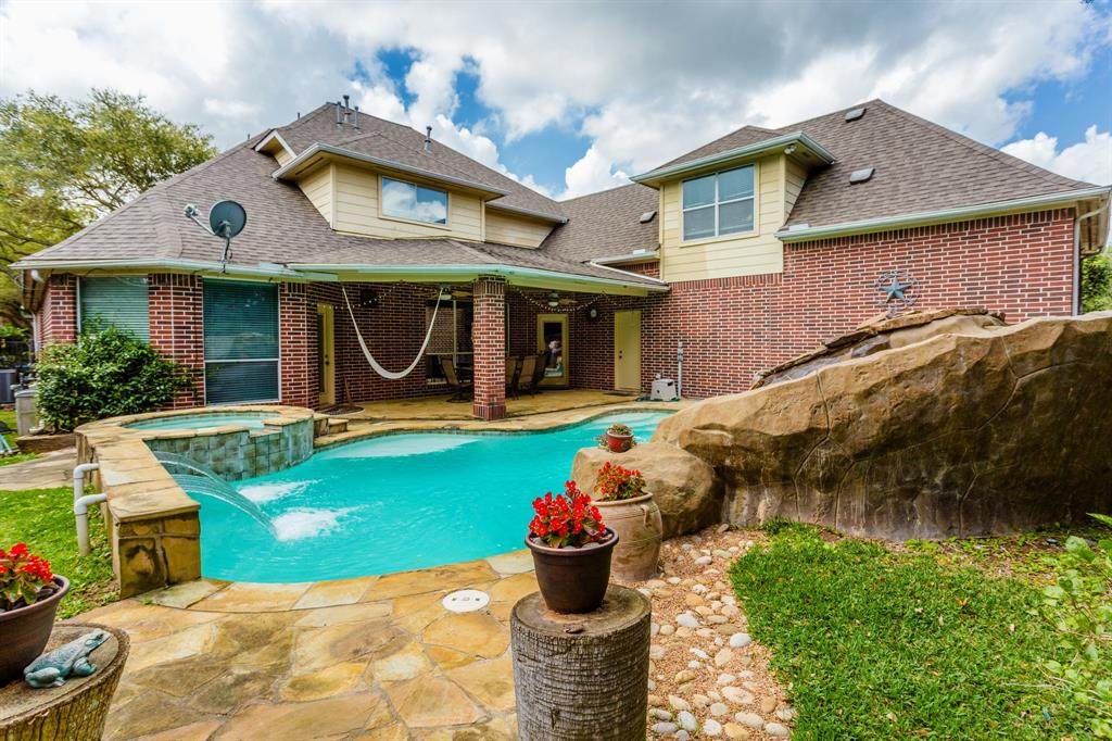 27 Turtle Creek Manor - Photo 1