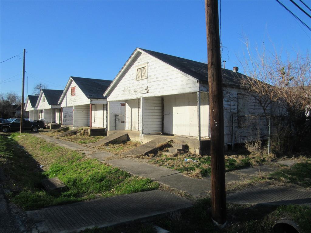 2312 Briley Street - Photo 1