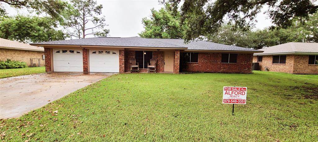 121 Live Oak Street - Photo 1