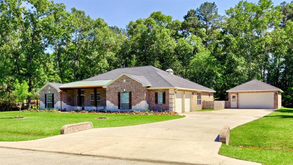 1110 Commons Waterway Drive - Photo 1 1110 Commons Waterway Drive - Photo 1