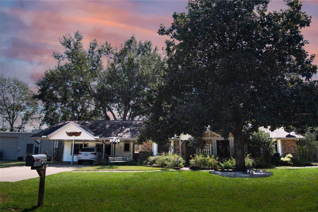 2411 Orange Street - Photo 1