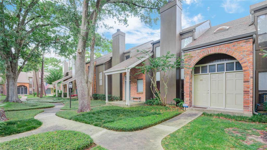 701 Bering Drive - Photo 1