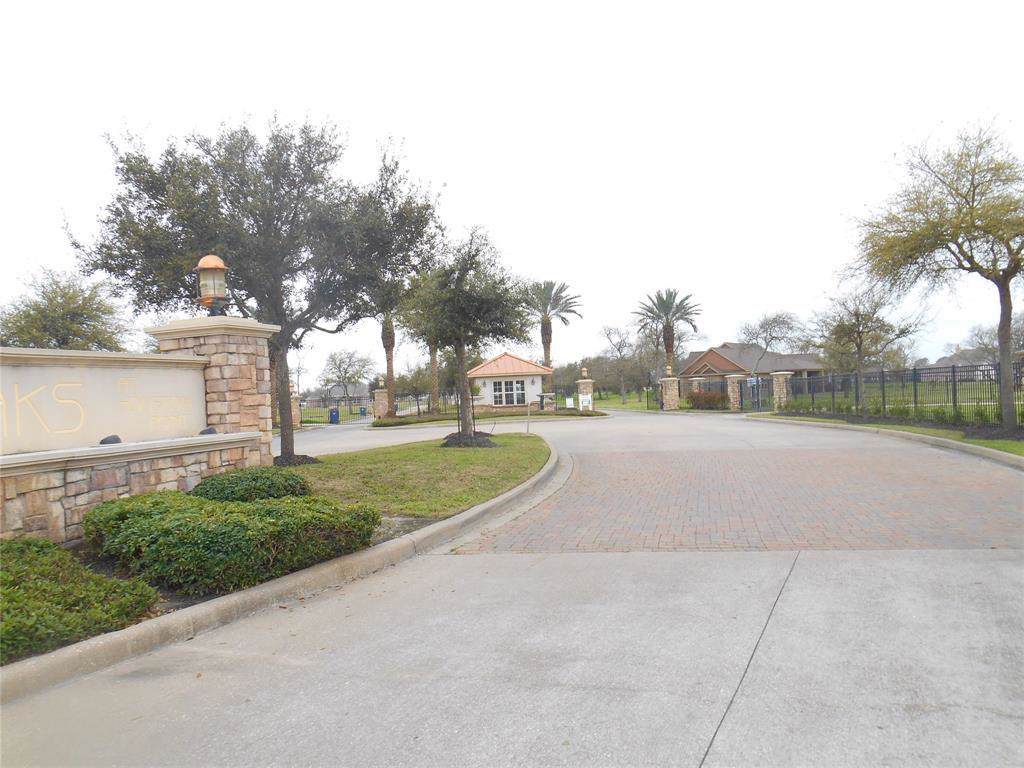 6310 Fisher Reef Drive - Photo 1