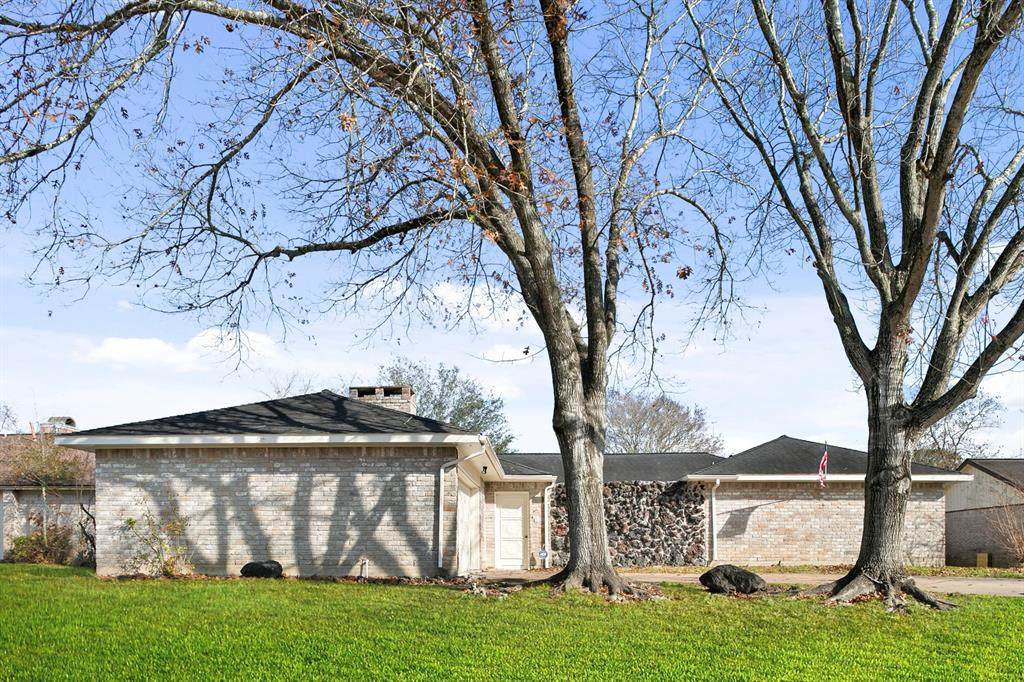 2526 Turtle Creek Drive - Photo 1