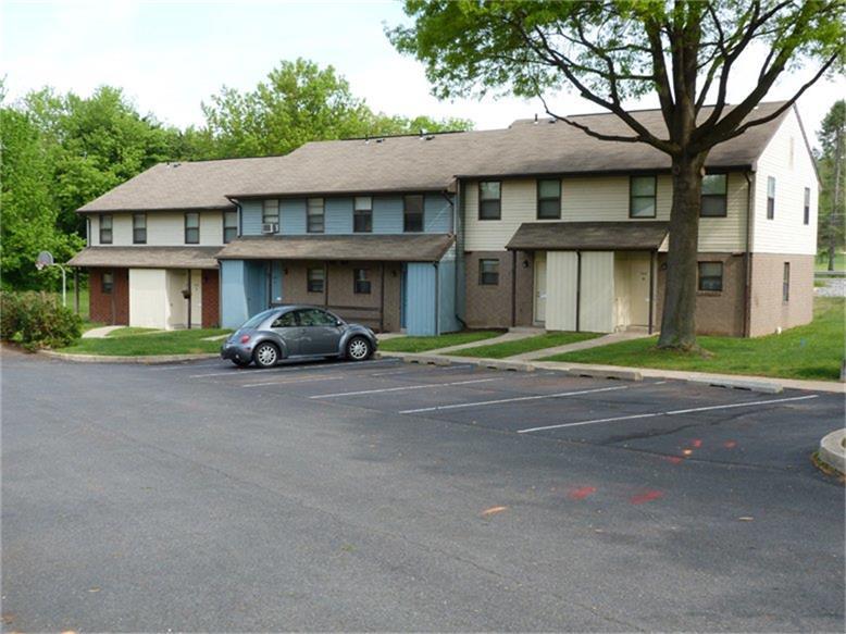 1400 Ridgeview - Photo 1
