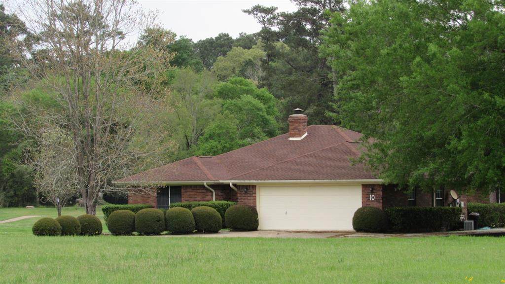 10 Hillcrest - Photo 1