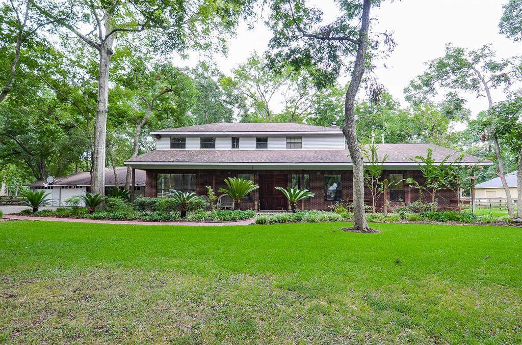 3818 Aspenwood Drive - Photo 1