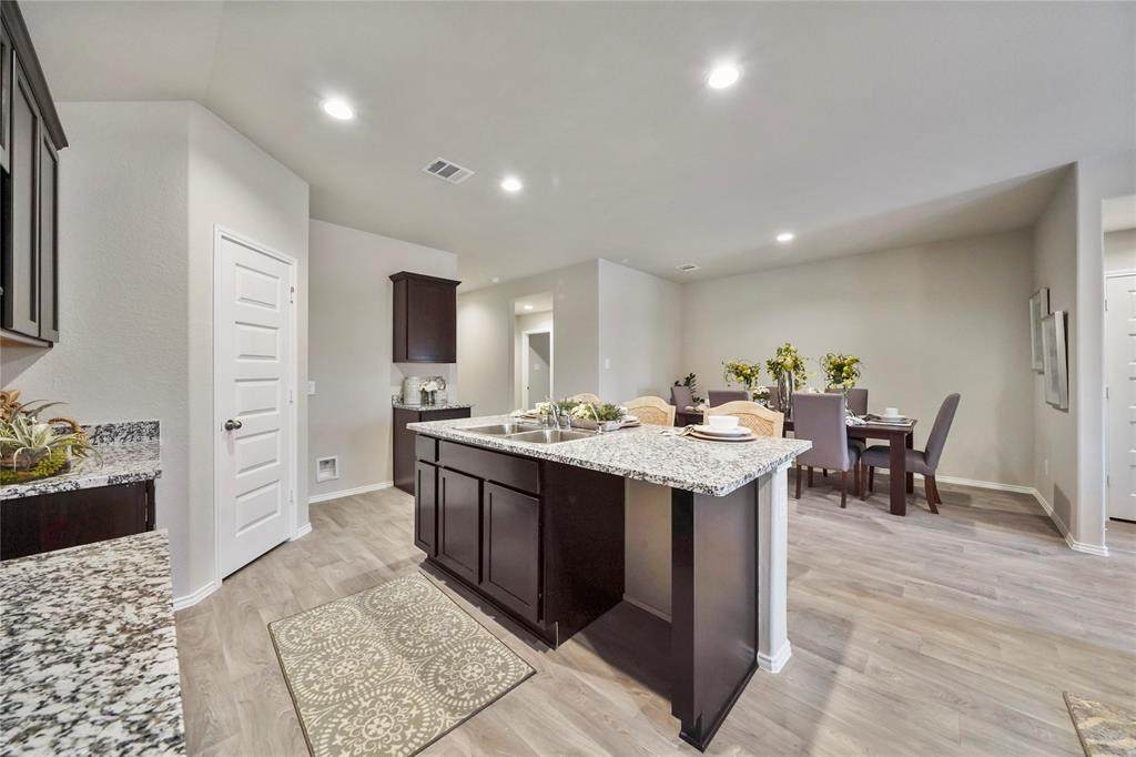 11225 34th Avenue North - Photo 1
