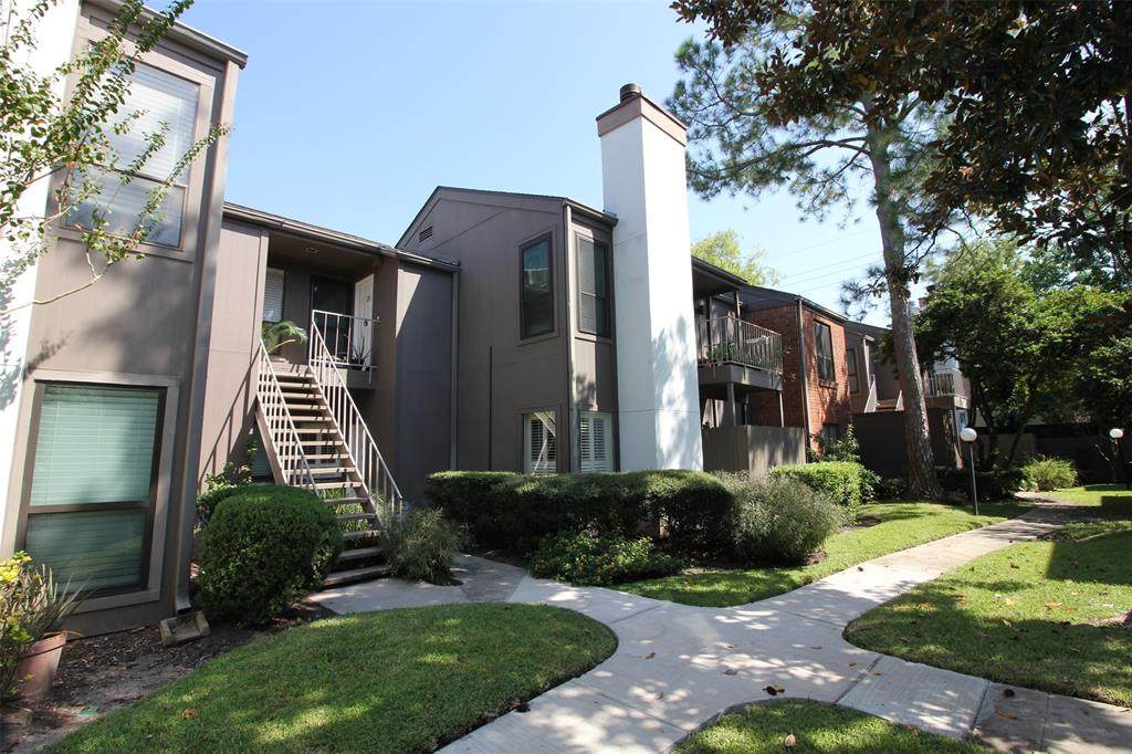 1201 Bering Drive - Photo 1
