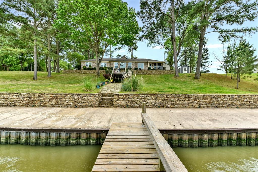 754 Shoreline Drive - Photo 1