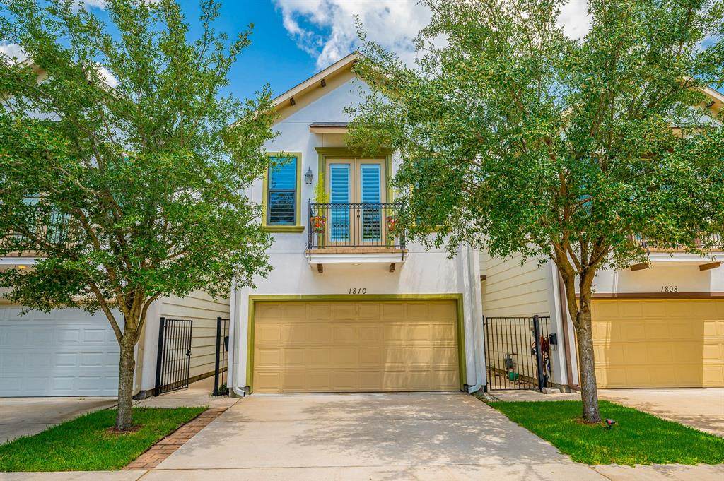 1810 Edwards Street - Photo 1