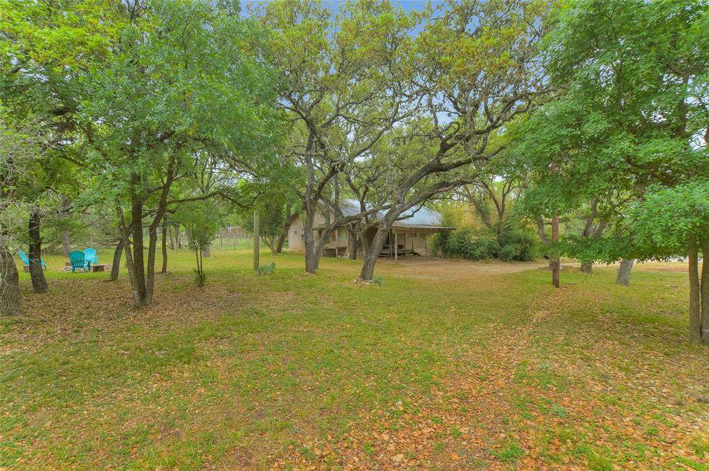 501 County Road 1492 - Photo 1