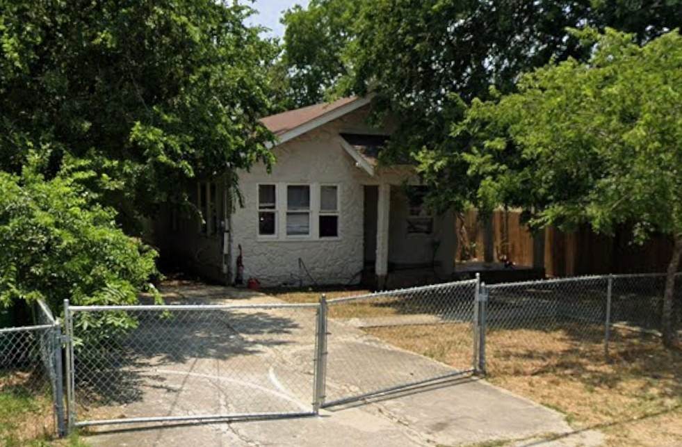 2334 Aransas Avenue - Photo 1