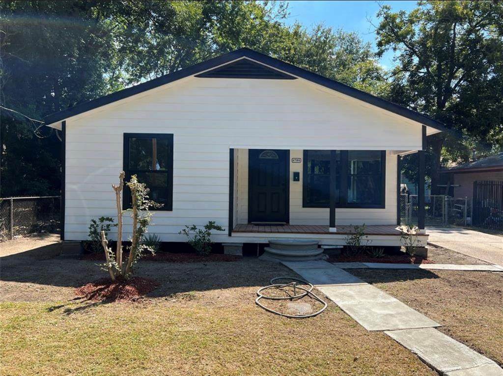 4704 Octavia Street - Photo 1