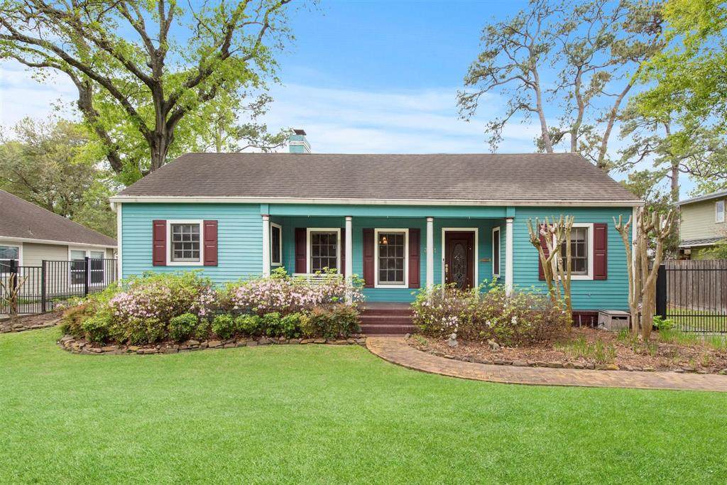 3201 Lawrence Street - Photo 1