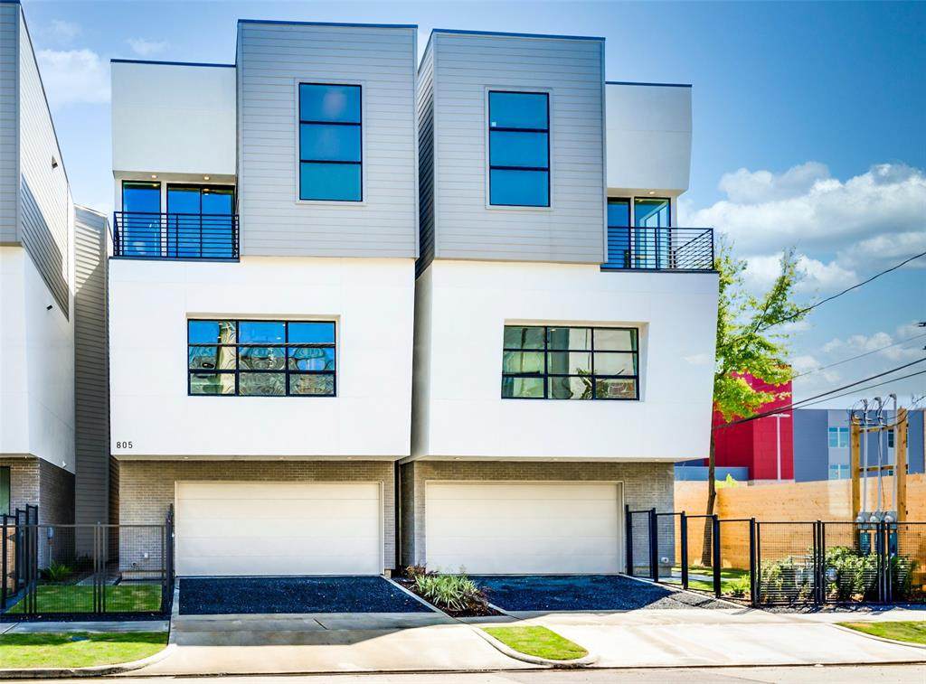 805 Clay Street - Photo 1