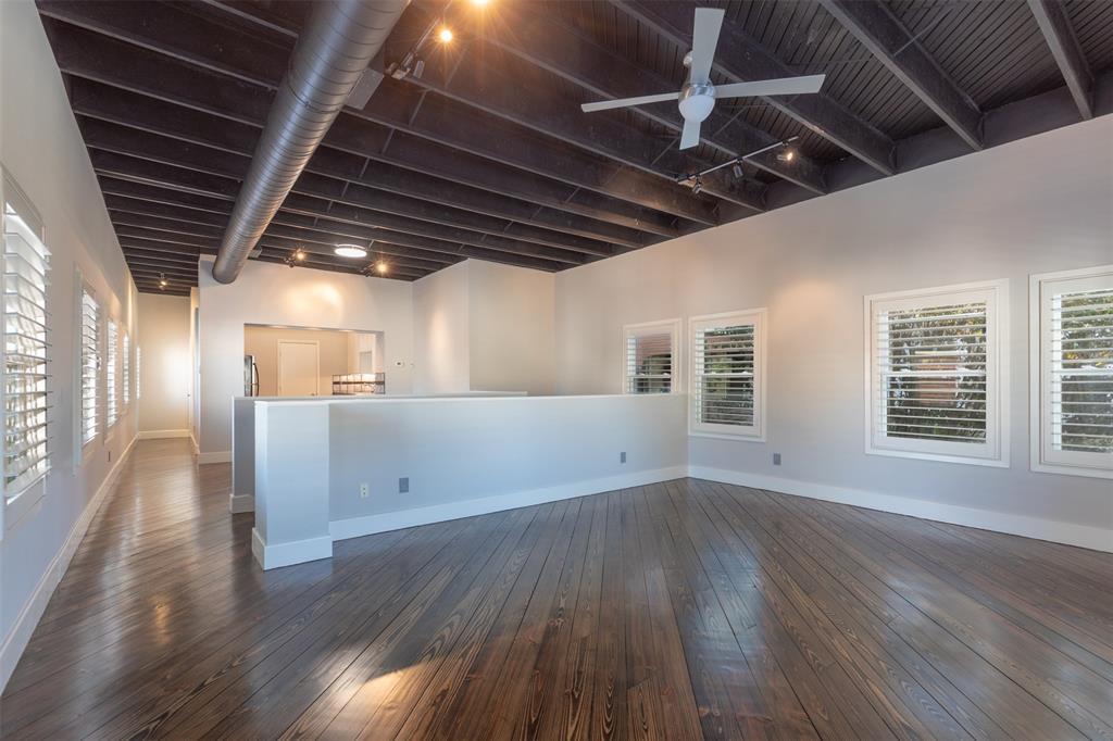 2315 Stanford Street - Photo 1