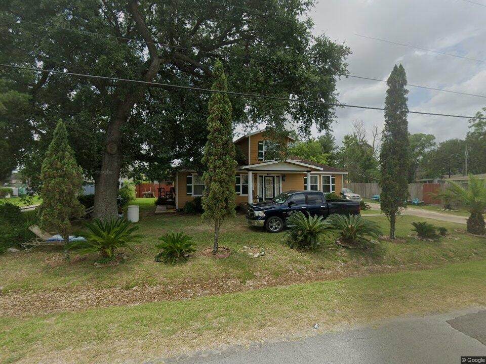 855 Alma Street - Photo 1