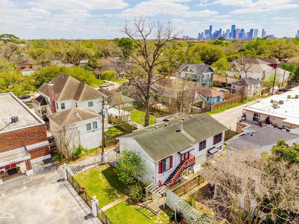 1536 1/2 Heights Boulevard - Photo 1