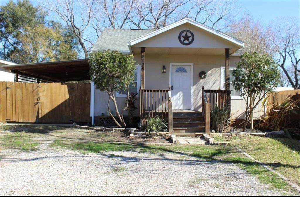 4725 16th Street - Photo 1