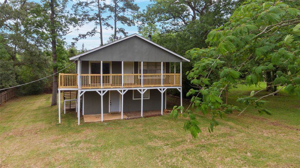 542 Hickory Lake - Photo 1