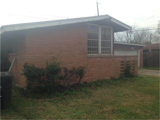 2643 Knotty Oaks Trail - Photo 1