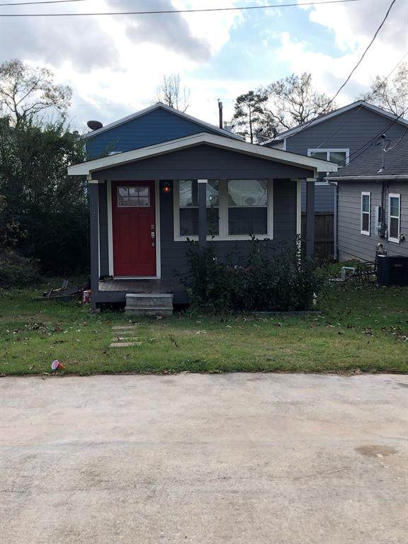 16921 Forrestal - Photo 1