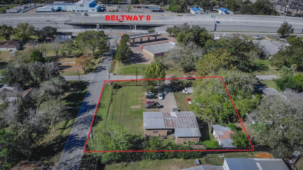 2439 Oleander Drive - Photo 1