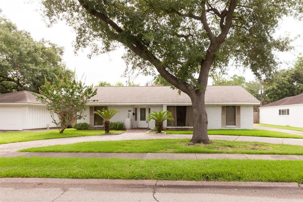 3007 Stoney Brook Drive - Photo 1