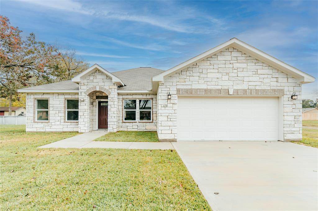 2036 2nd Street - Photo 1