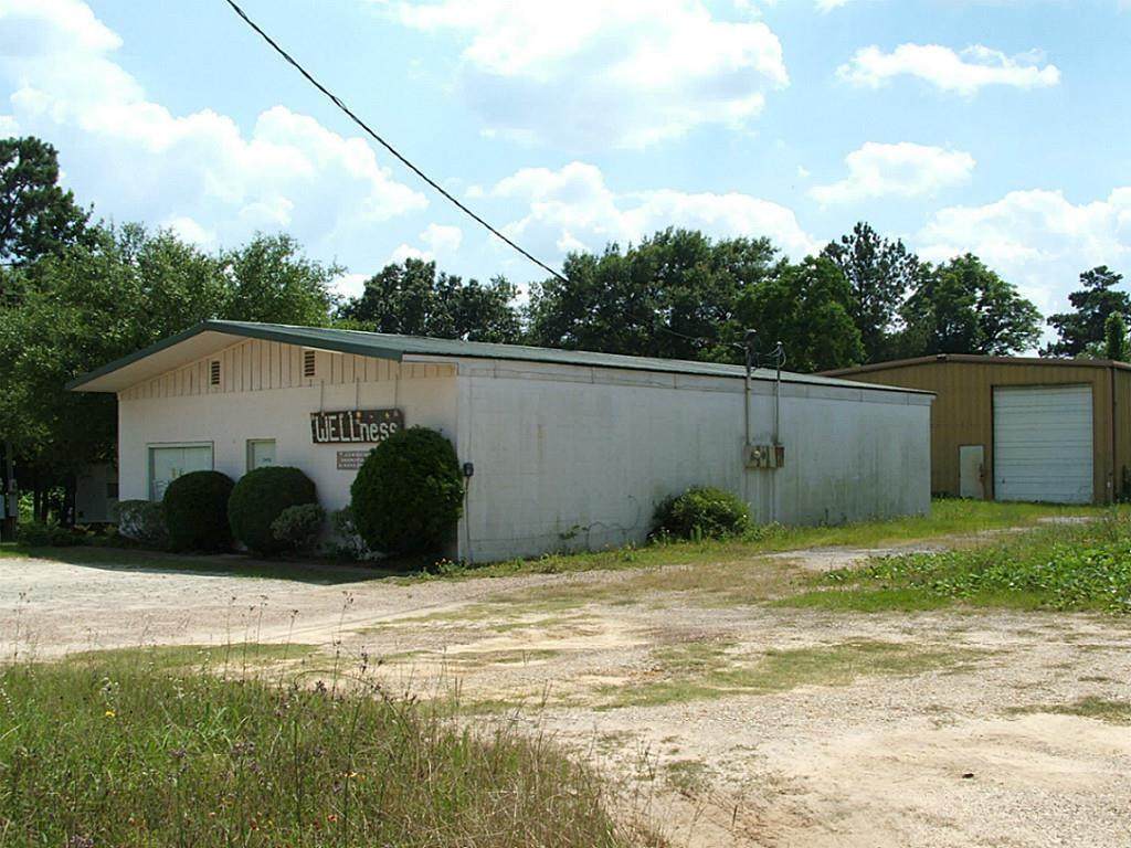 2092 Hwy 69 - Photo 1
